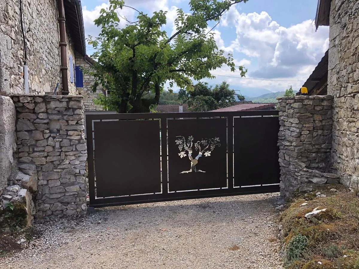 Bed & Breakfast Le Clos Bo-M Marignieu France