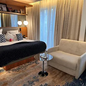 Card Hotel Parijs